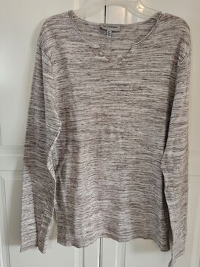 le chateau Men's Marled Crewneck Sweater in Light Taupe and White